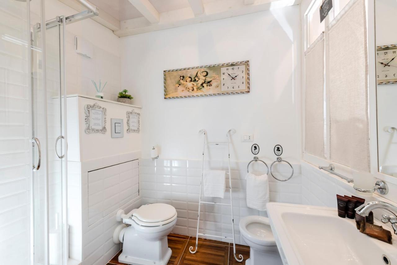Capo Le Case, Romantic Flat Near Spanish Steps ภายนอก รูปภาพ