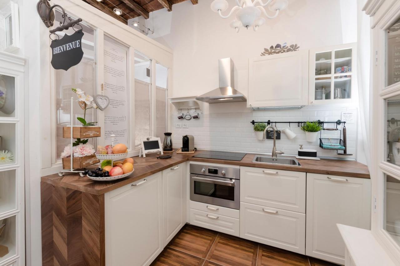 Capo Le Case, Romantic Flat Near Spanish Steps ภายนอก รูปภาพ